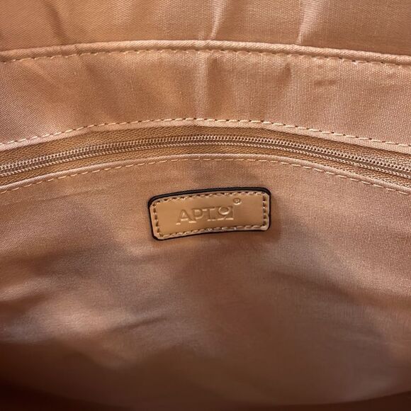 Apt 9 Tan Rose Gold Quilted Handbag Faux Leather Gold Turnlock Purse - Picture 9 of 9